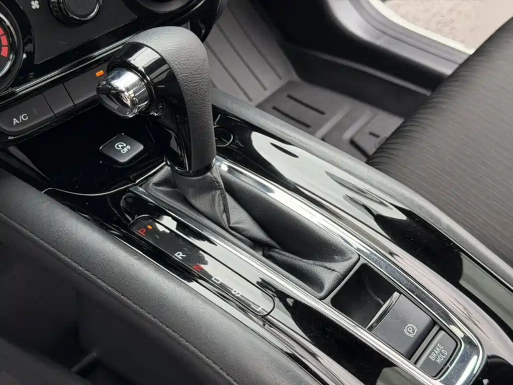 Honda Vezel 2020 — фото 16