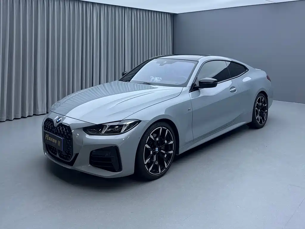 BMW 4 Series 2025 — фото 1