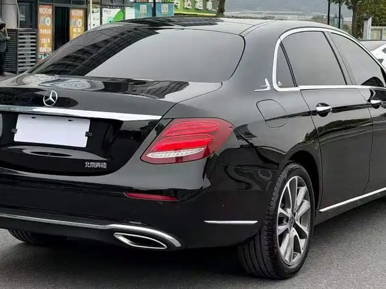 Mercedes-Benz E-Class 2019 — фото 3