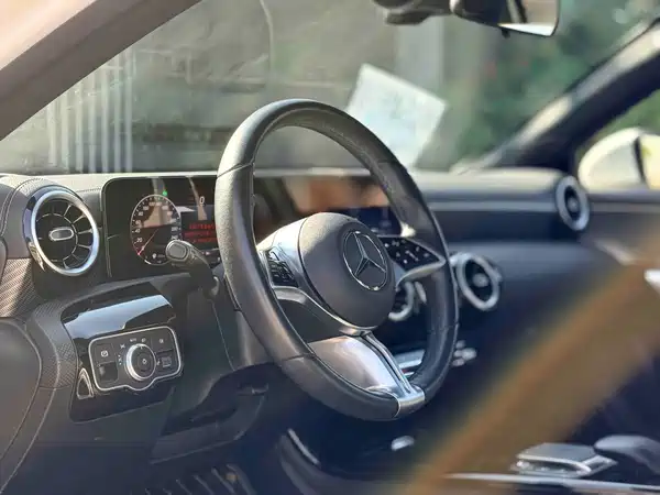 Mercedes-Benz A-Class 2023