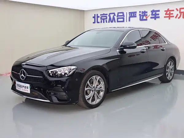 Mercedes-Benz E-Class 2022
