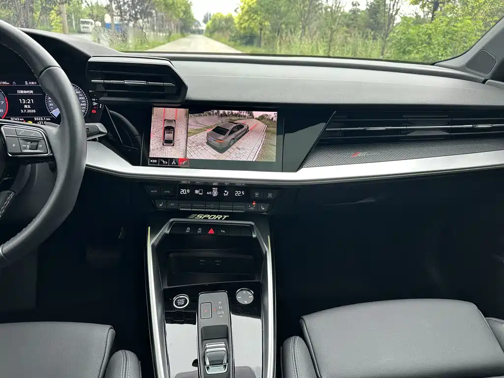 Audi A3 2023 — фото 16