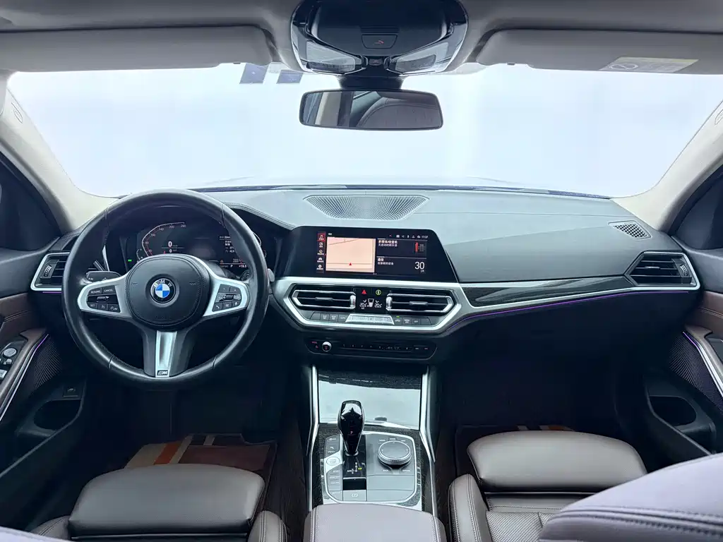 BMW 3 Series 2021 — фото 16