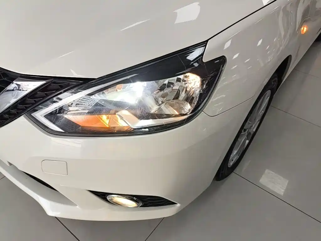 Nissan Sylphy 2023 — фото 24