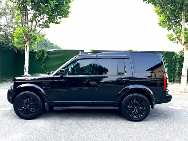 Land Rover Discovery 2011