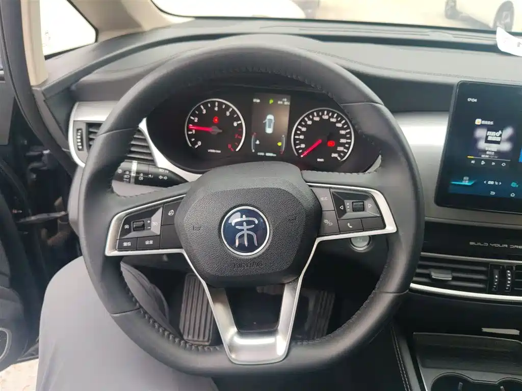 BYD MAX 2022 — фото 11