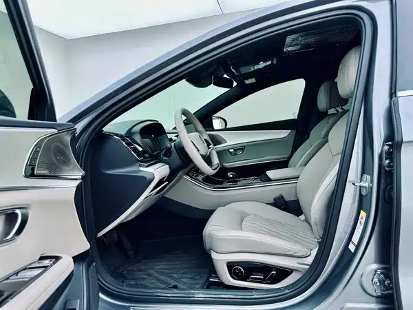 BYD Han 2024