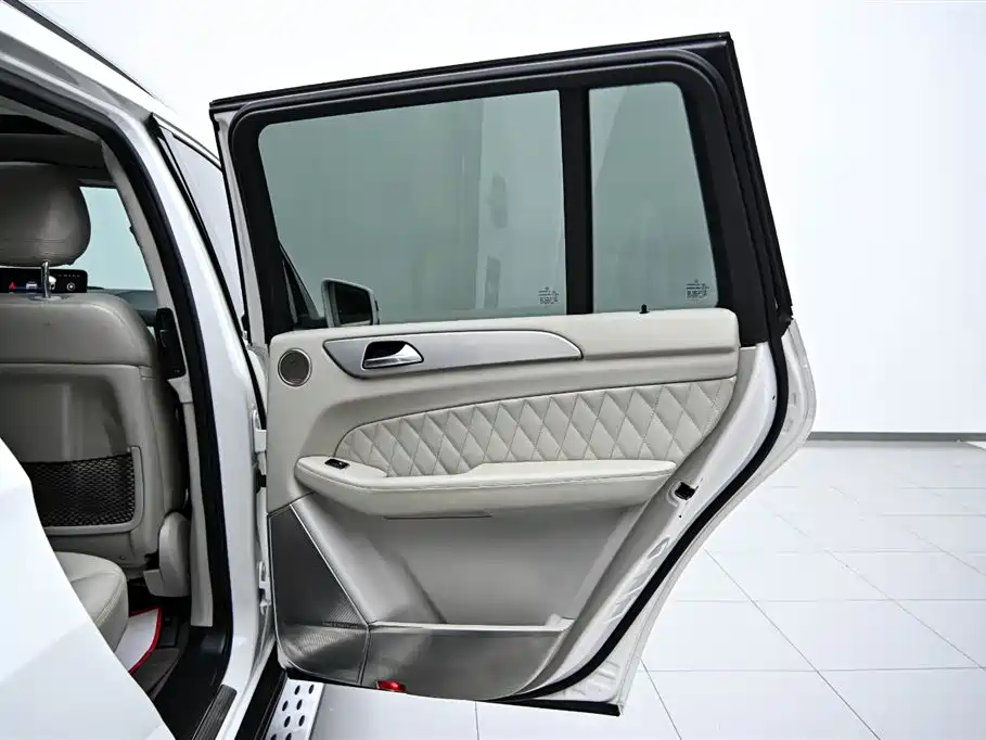 Mercedes-Benz GL-Class 2014 — фото 20