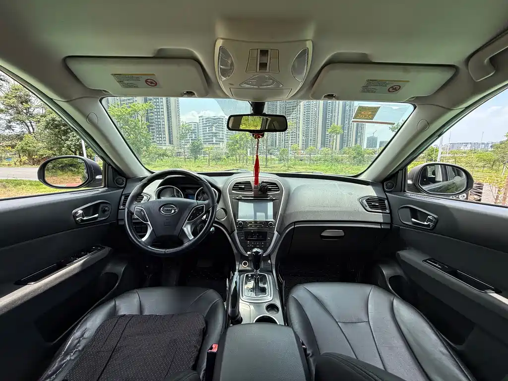 GAC Motor Trumpchi GS5 2014 — фото 14