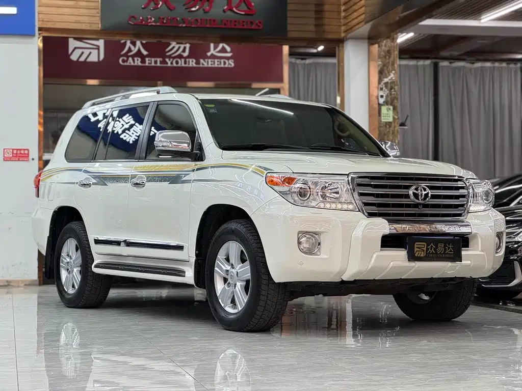 Toyota Land Cruiser 2014 — фото 5
