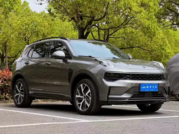 Lynk & Co 01 EM-P 2022