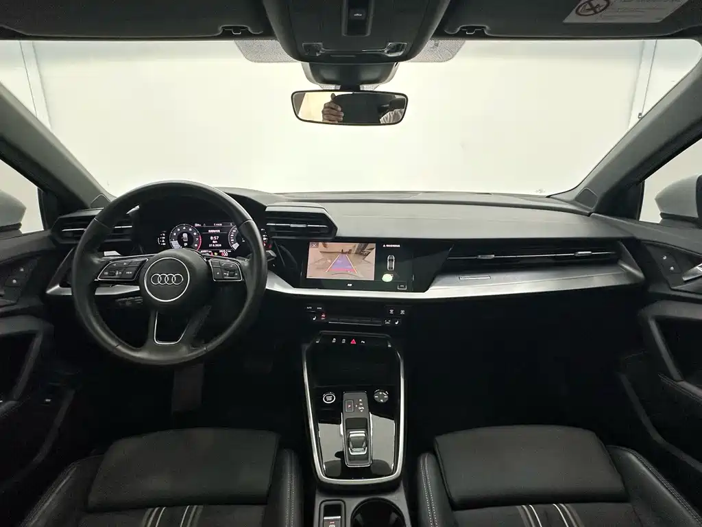 Audi A3 2023 — фото 12