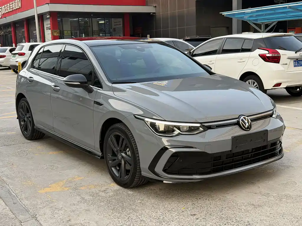 Volkswagen Golf 2023