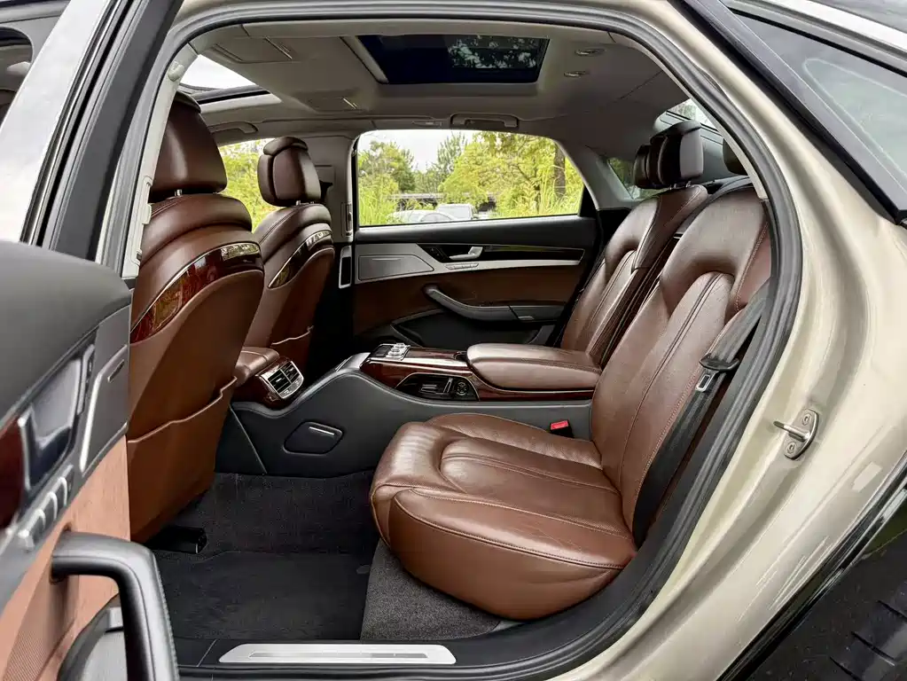 Audi A8 2013