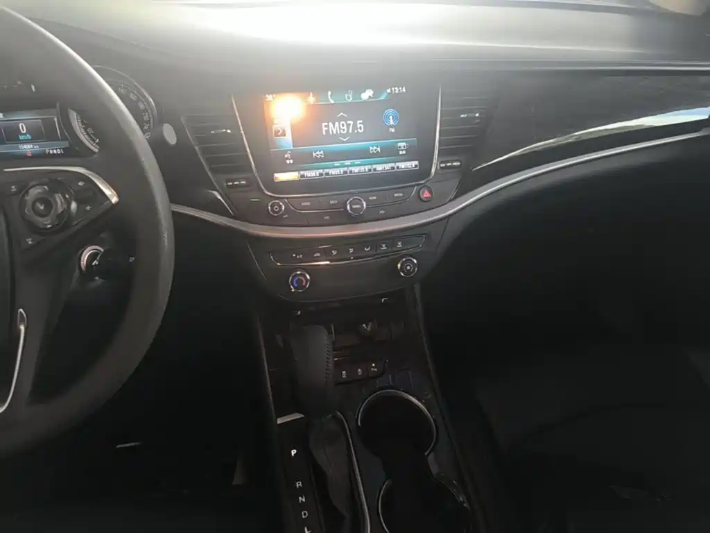 Buick Verano 2018 — фото 13