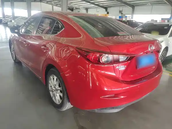 Mazda 3 Axela 2016