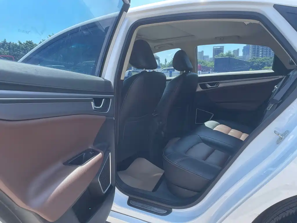Geely Emgrand GL 2019