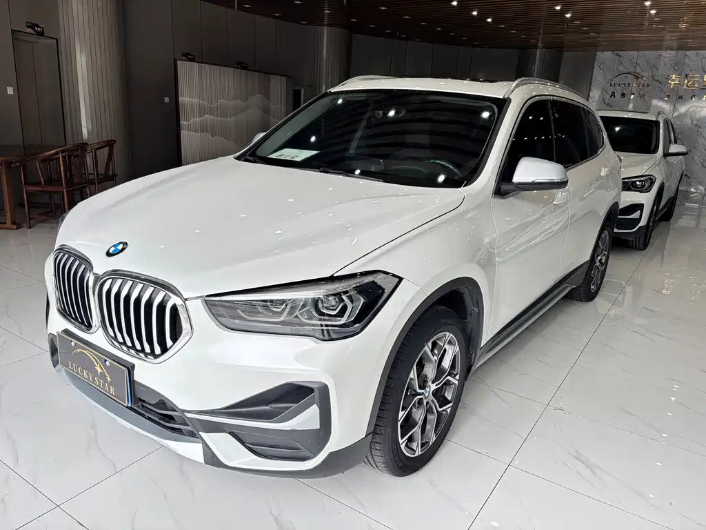 BMW X1 2023 — фото 1