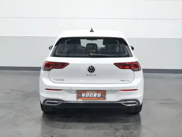 Volkswagen Golf 2022
