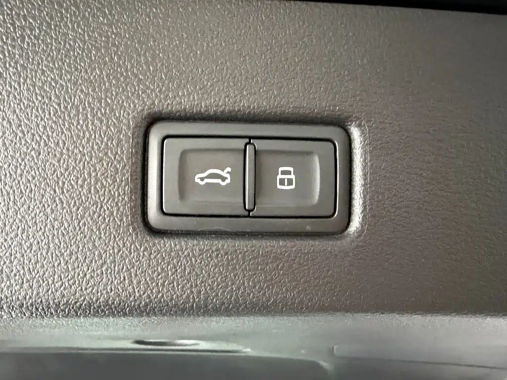 Audi A7 2023 — фото 23