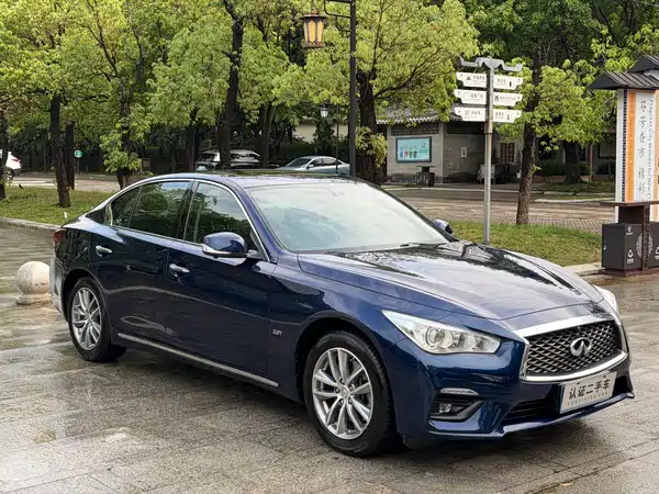 Infiniti Q50L 2018