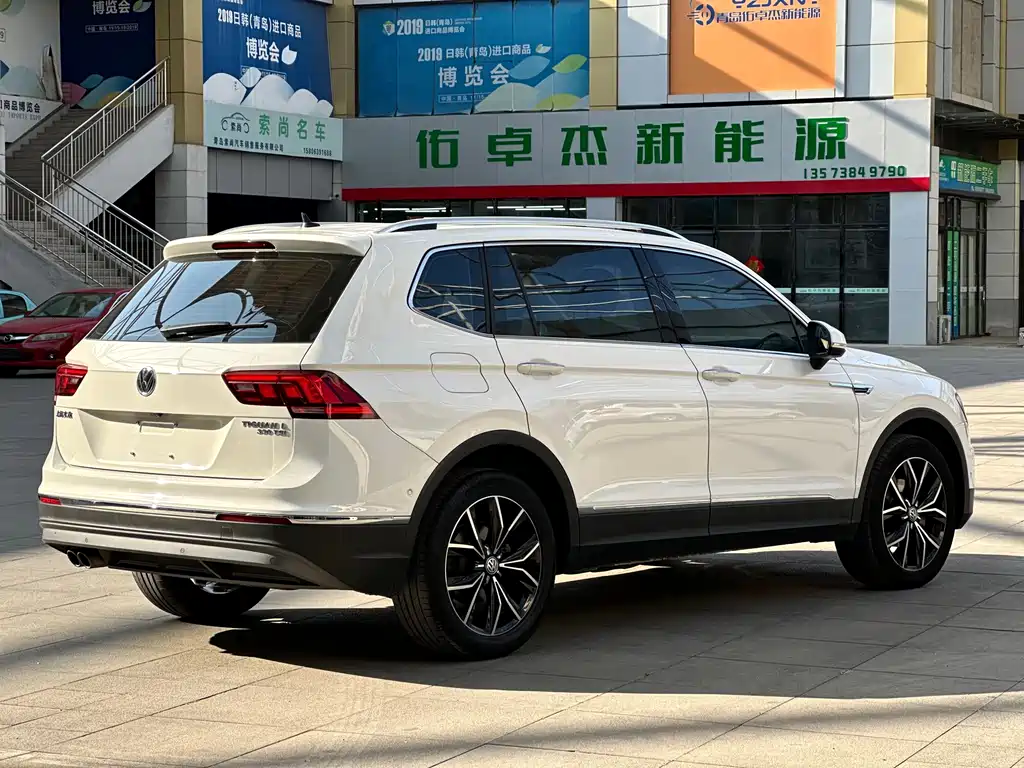 Volkswagen Tiguan L 2019 — фото 3