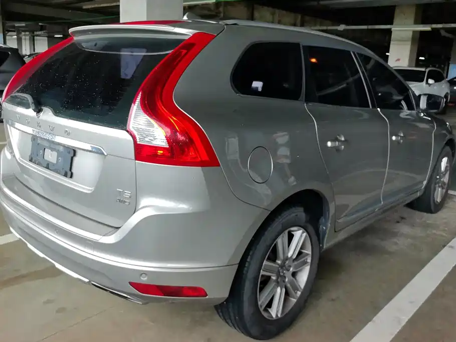 Volvo XC60 2016 — фото 3