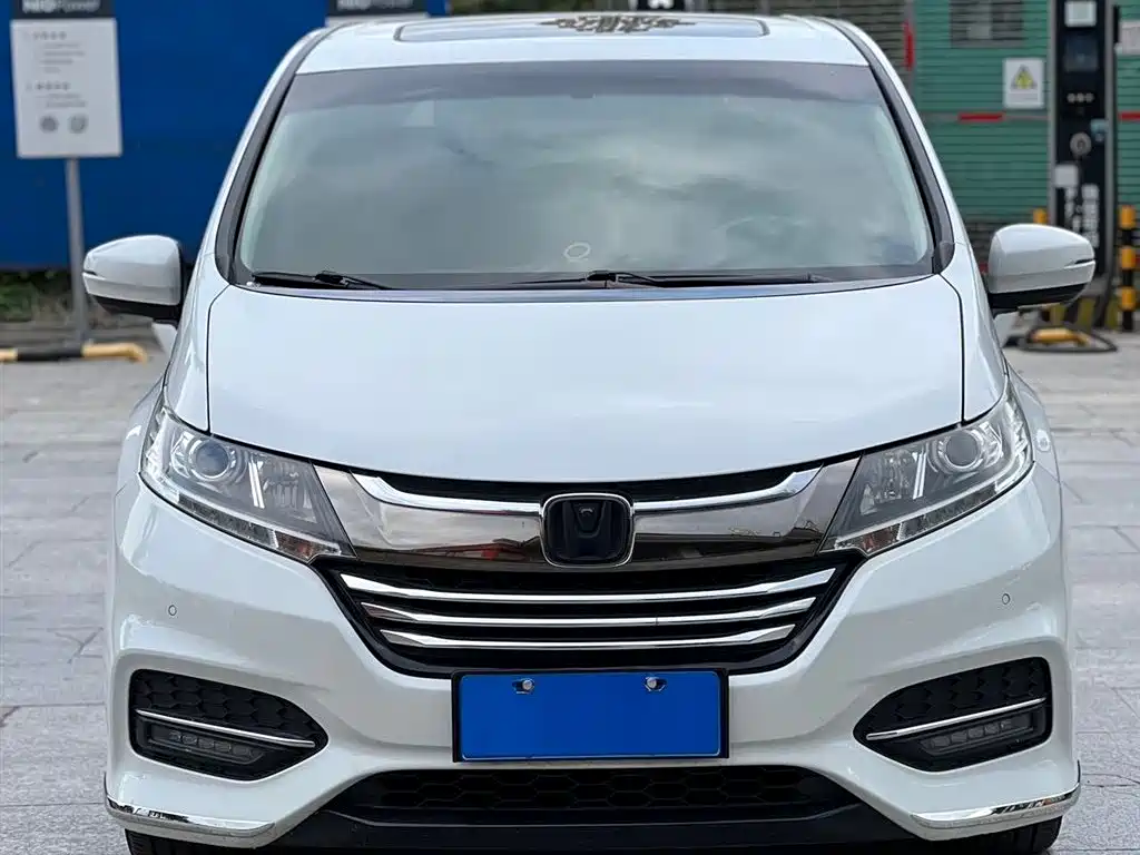 Honda Odyssey 2019 — фото 1