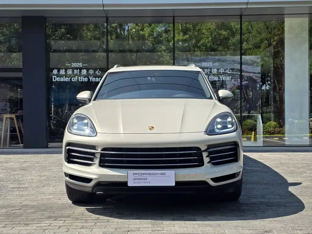 Porsche Cayenne 2021