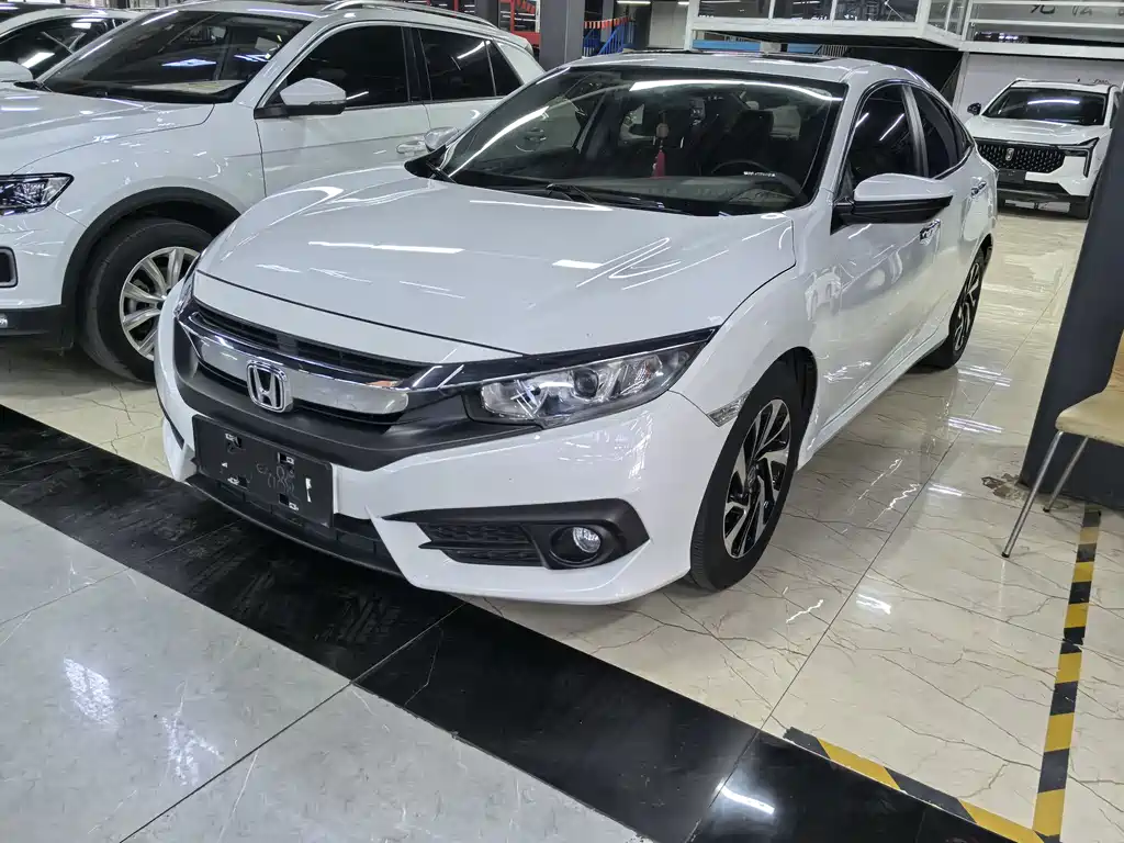 Honda Civic 2019 — фото 1