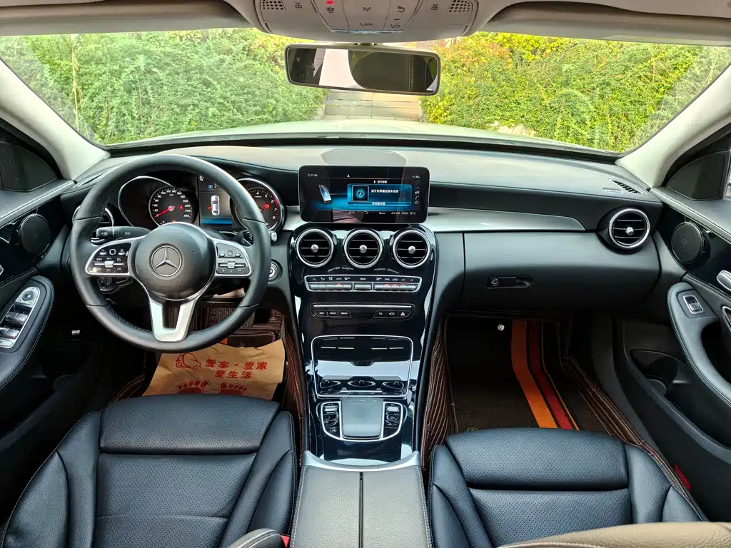 Mercedes-Benz C-Class 2019 — фото 8