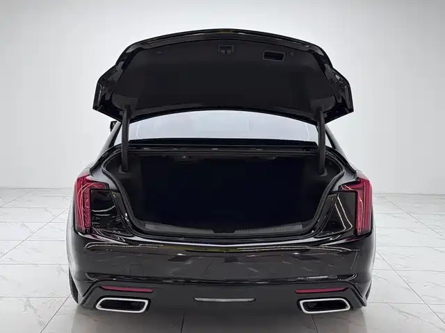 Cadillac CT5 2022 — фото 12