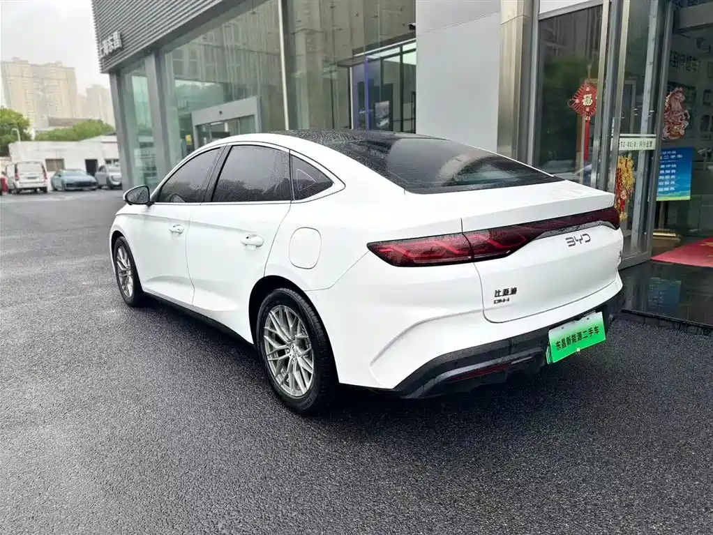 BYD Qin L 2025 — фото 10