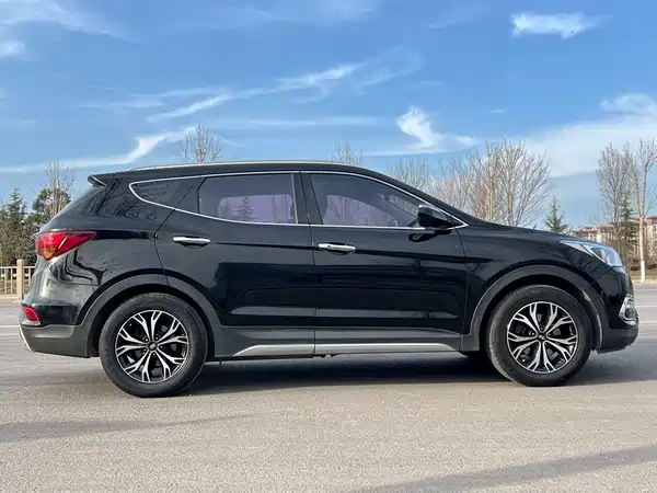 Hyundai Santa Fe 2017
