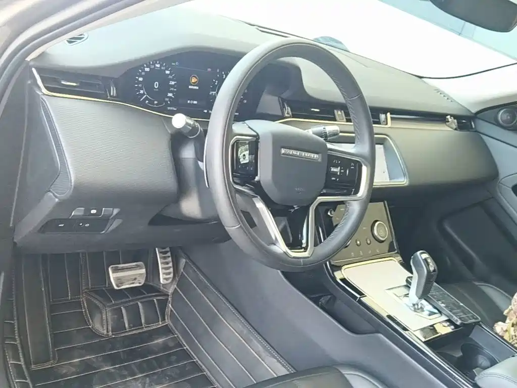 Land Rover Evoque 2022 — фото 10