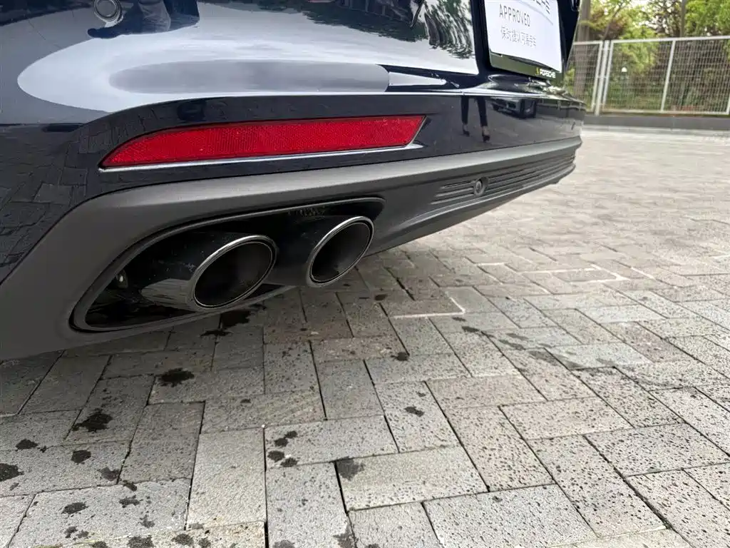 Porsche Panamera 2019 — фото 10