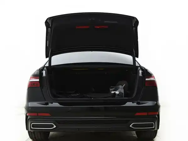 Audi A6L 2022