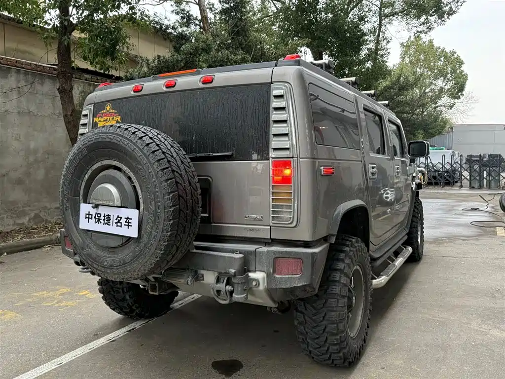 Hummer H2 2010 — фото 10