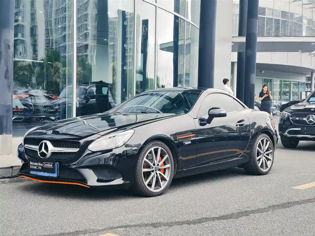 Mercedes-Benz SLC 2019 — фото 1