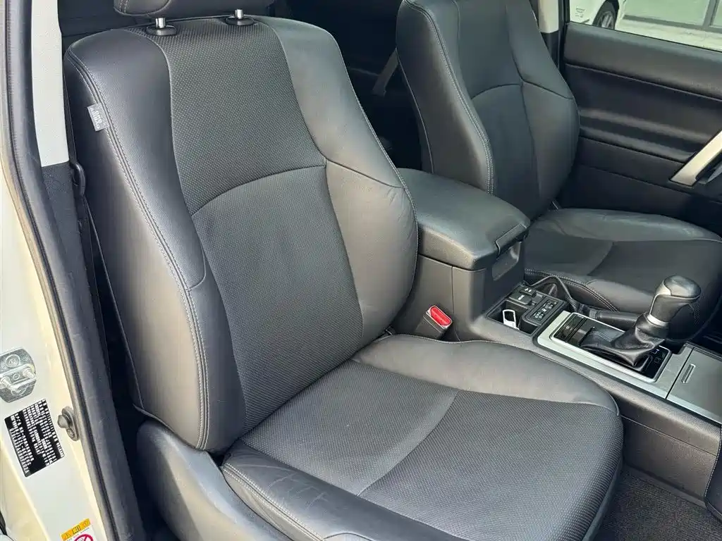 Toyota Prado 2018 — фото 15