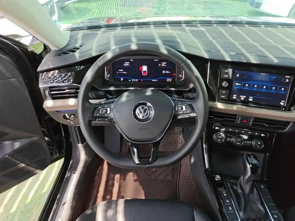Volkswagen Passat 2019 — фото 11