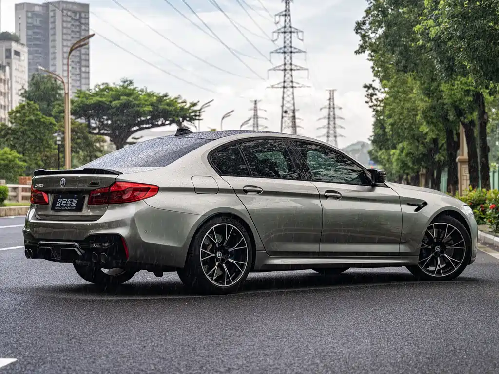 BMW M5 2020