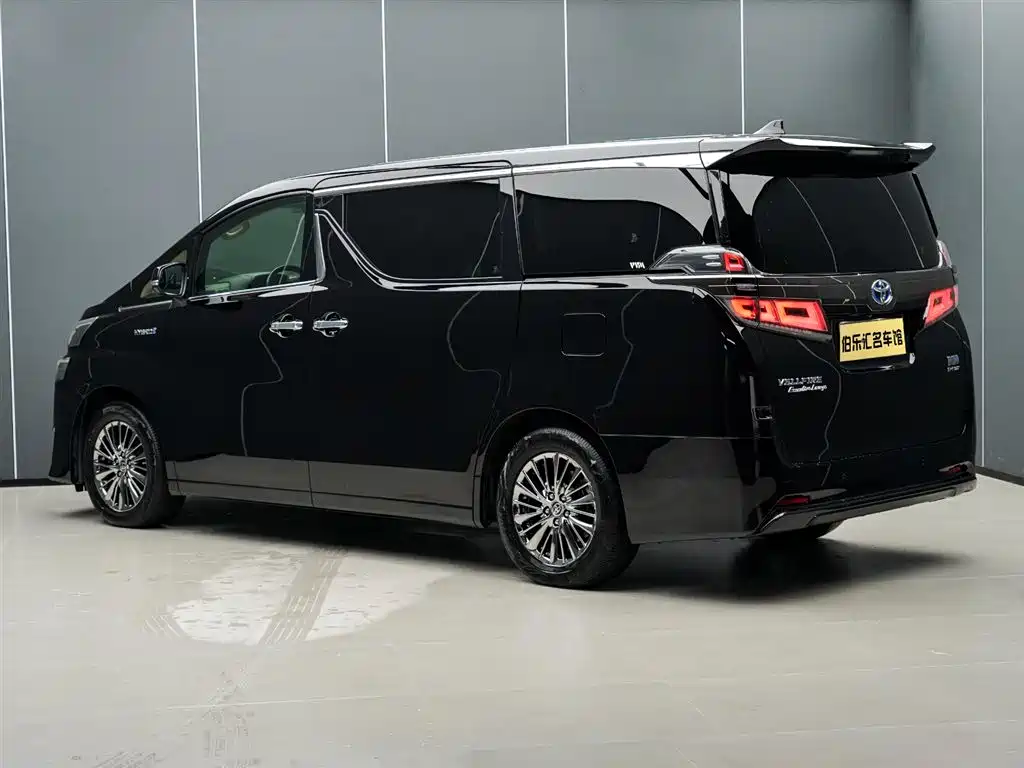 Toyota Vellfire 2021 — фото 5