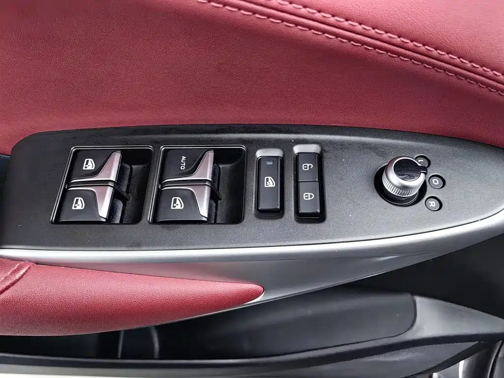 Changan CS75PLUS 2020 — фото 9