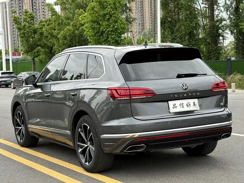 Volkswagen Touareg 2021 — фото 4
