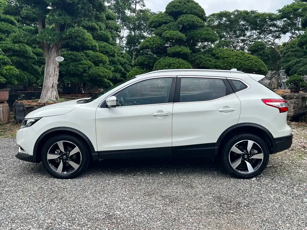 Nissan Qashqai 2018 — фото 4