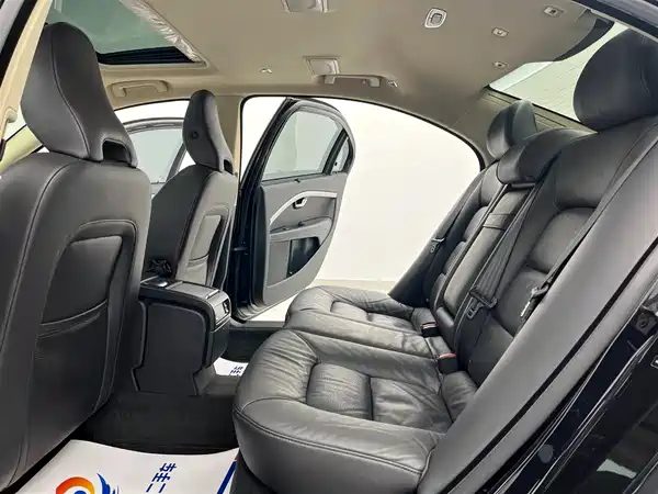 Volvo S80L 2015