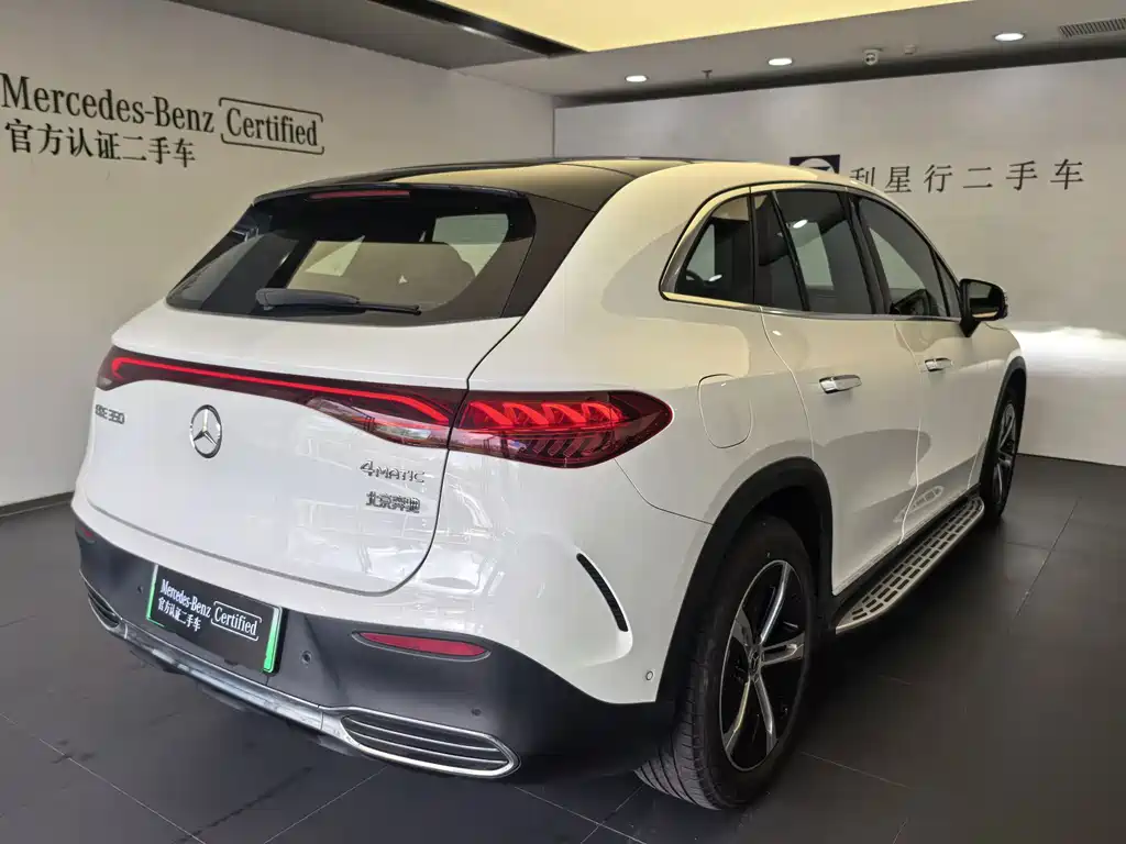 Mercedes-Benz EQE SUV 2025