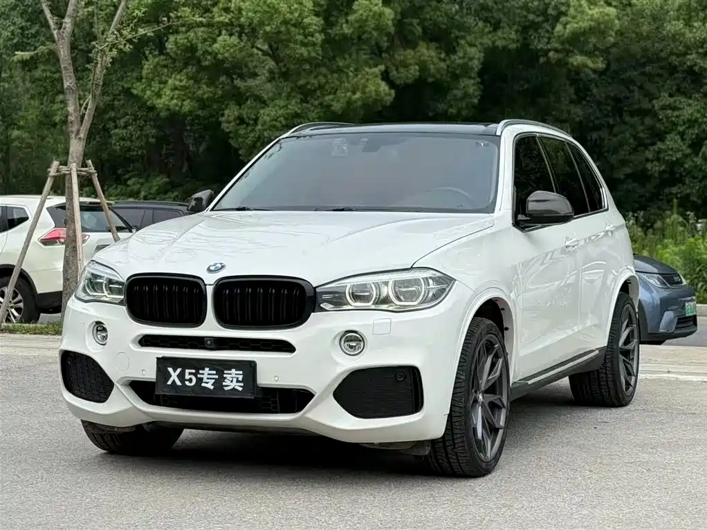 BMW X5 2015 — фото 1
