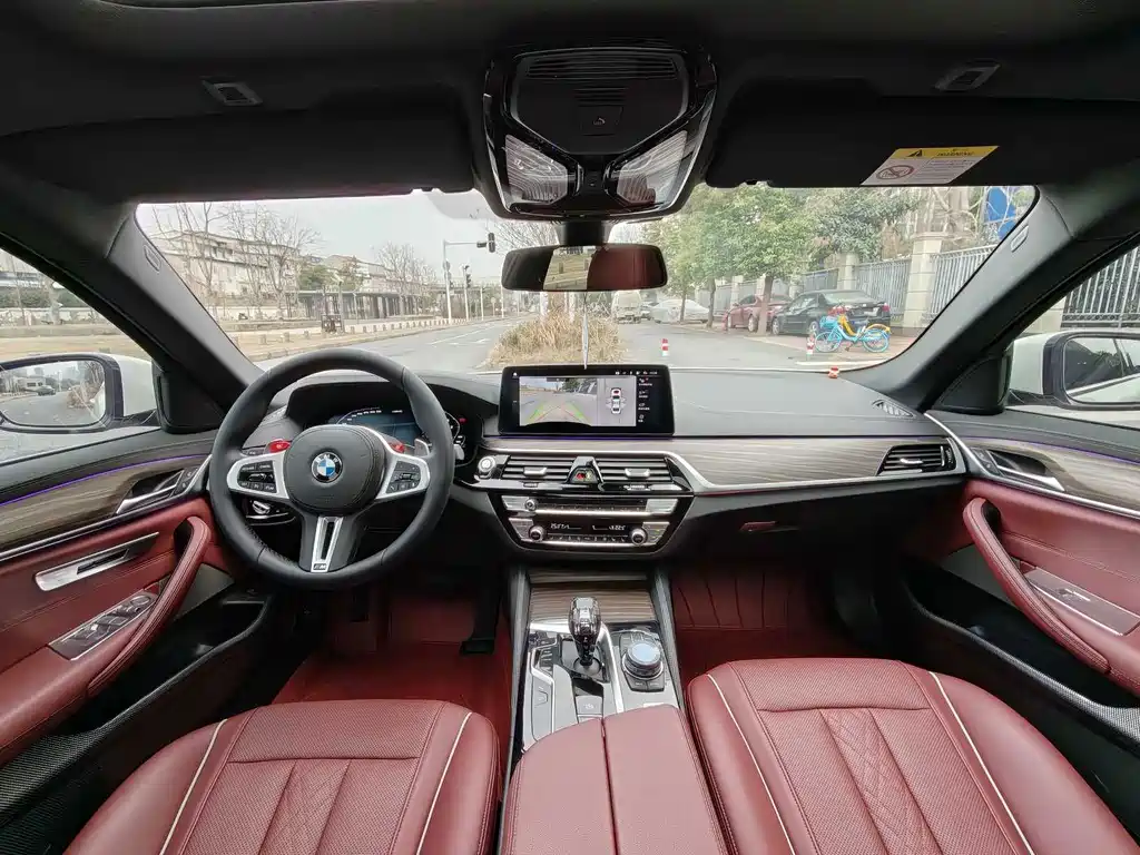 BMW 5 Series 2022
